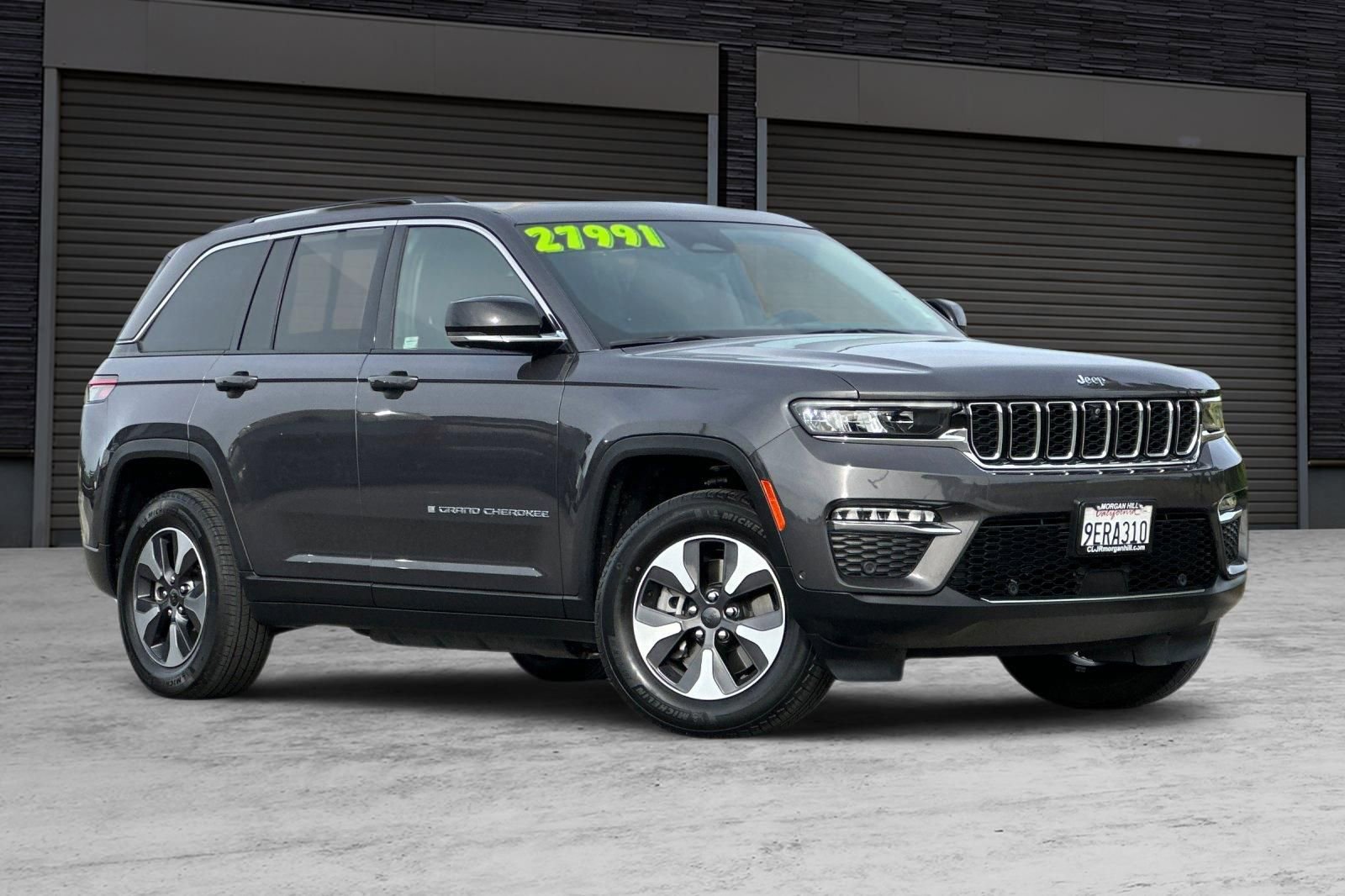 Used 2022 Jeep Grand Cherokee Limited 4xe w/ Luxury Tech Group II image 2