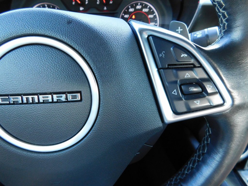 Used 2019 Chevrolet Camaro LT w/ Technology Package image 28