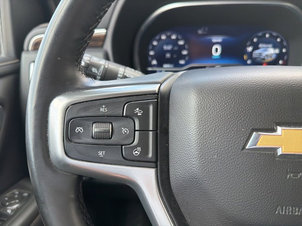 Used 2023 Chevrolet Suburban Premier AWD/4WD image 13