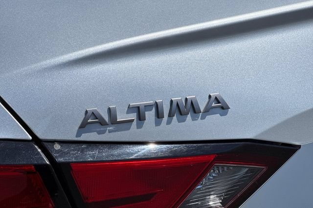 Used 2024 Nissan Altima 2.5 SR FWD image 48