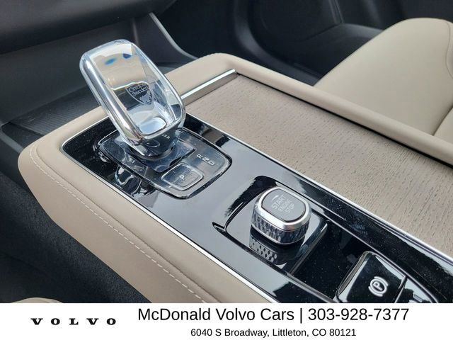New 2026 Volvo XC90 B6 Core AWD/4WD image 24