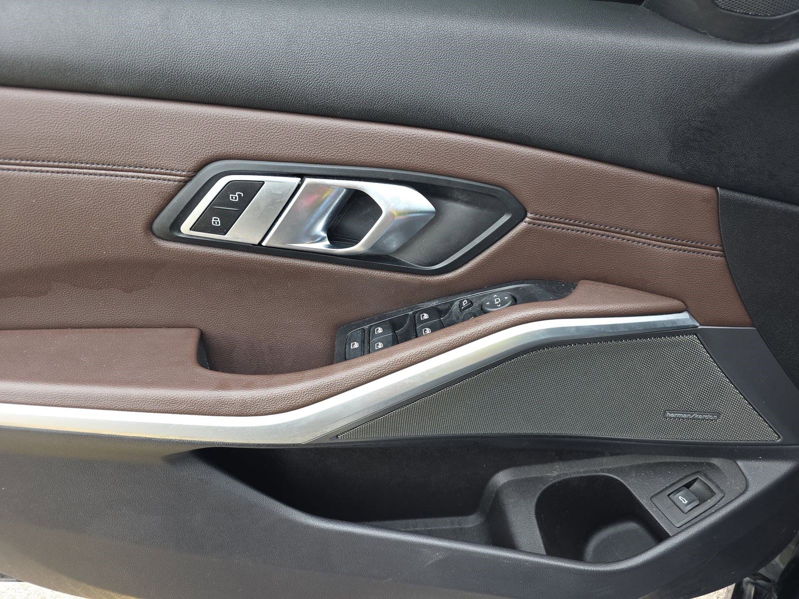 Used 2019 BMW 330i Sedan RWD image 14