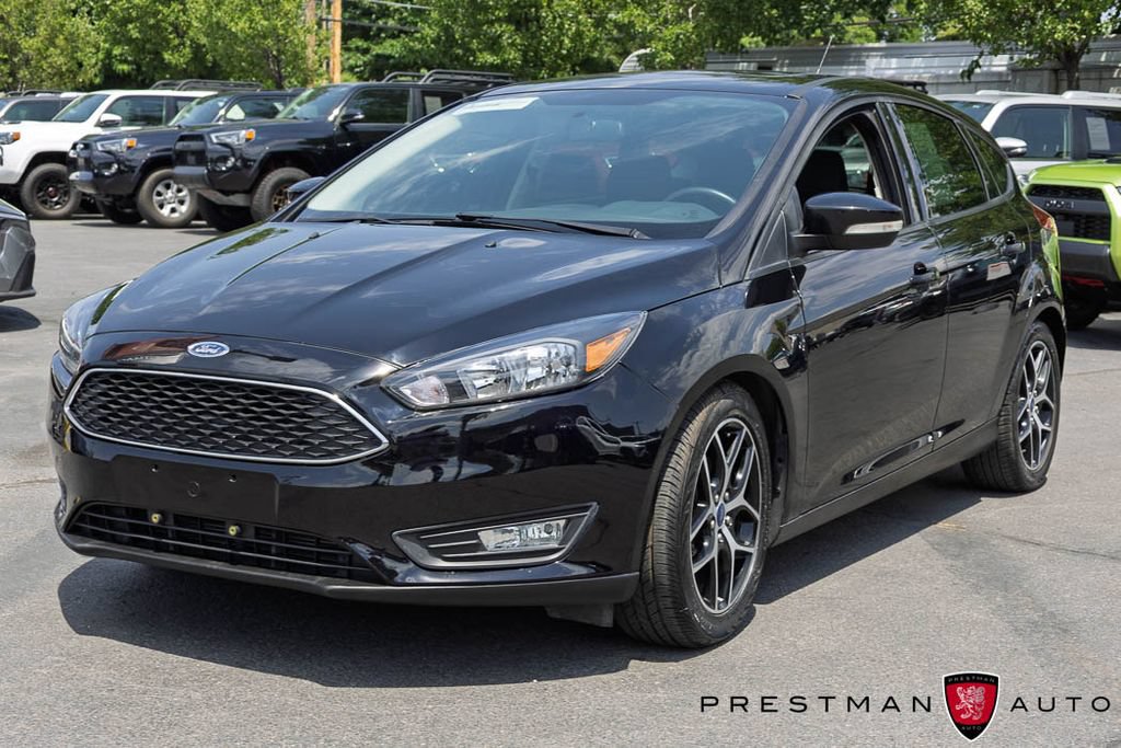 Used 2018 Ford Focus SEL w/ Cold Weather Package FWD image 13