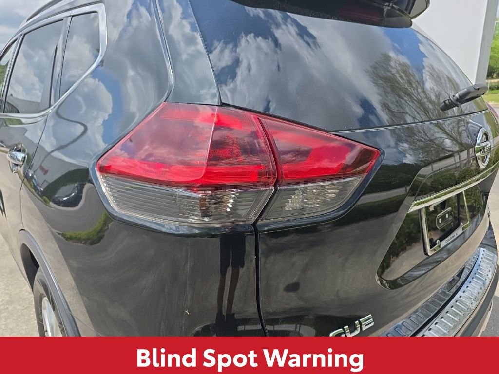 Used 2019 Nissan Rogue SV image 9