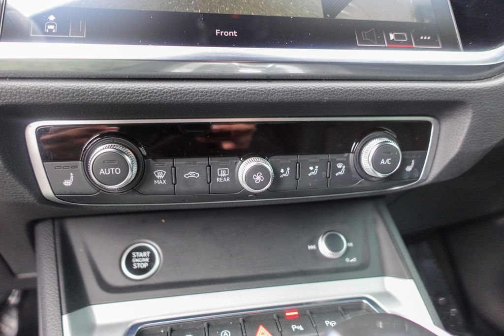 Used 2021 Audi Q3 2.0T Premium Plus w/ Premium Plus Package image 18