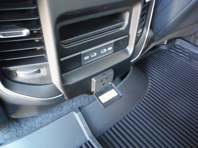 New 2026 RAM 1500 4x4 Crew Cab image 57