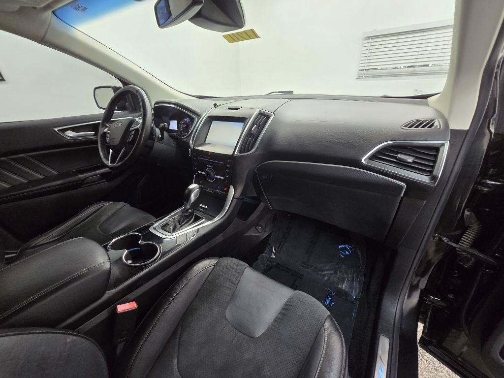 Used 2015 Ford Edge Sport w/ Equipment Group 401A FWD image 23