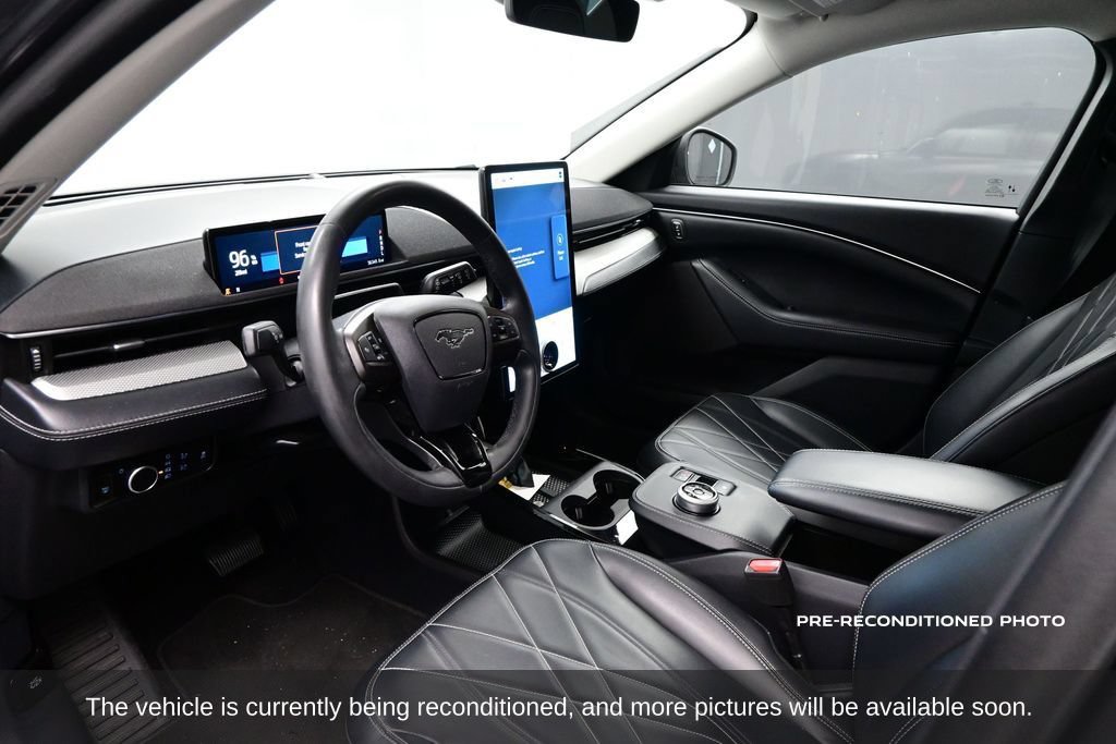 Used 2023 Ford Mustang Mach-E Select RWD image 6