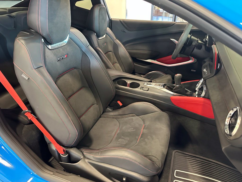 Used 2022 Chevrolet Camaro ZL1 RWD image 23