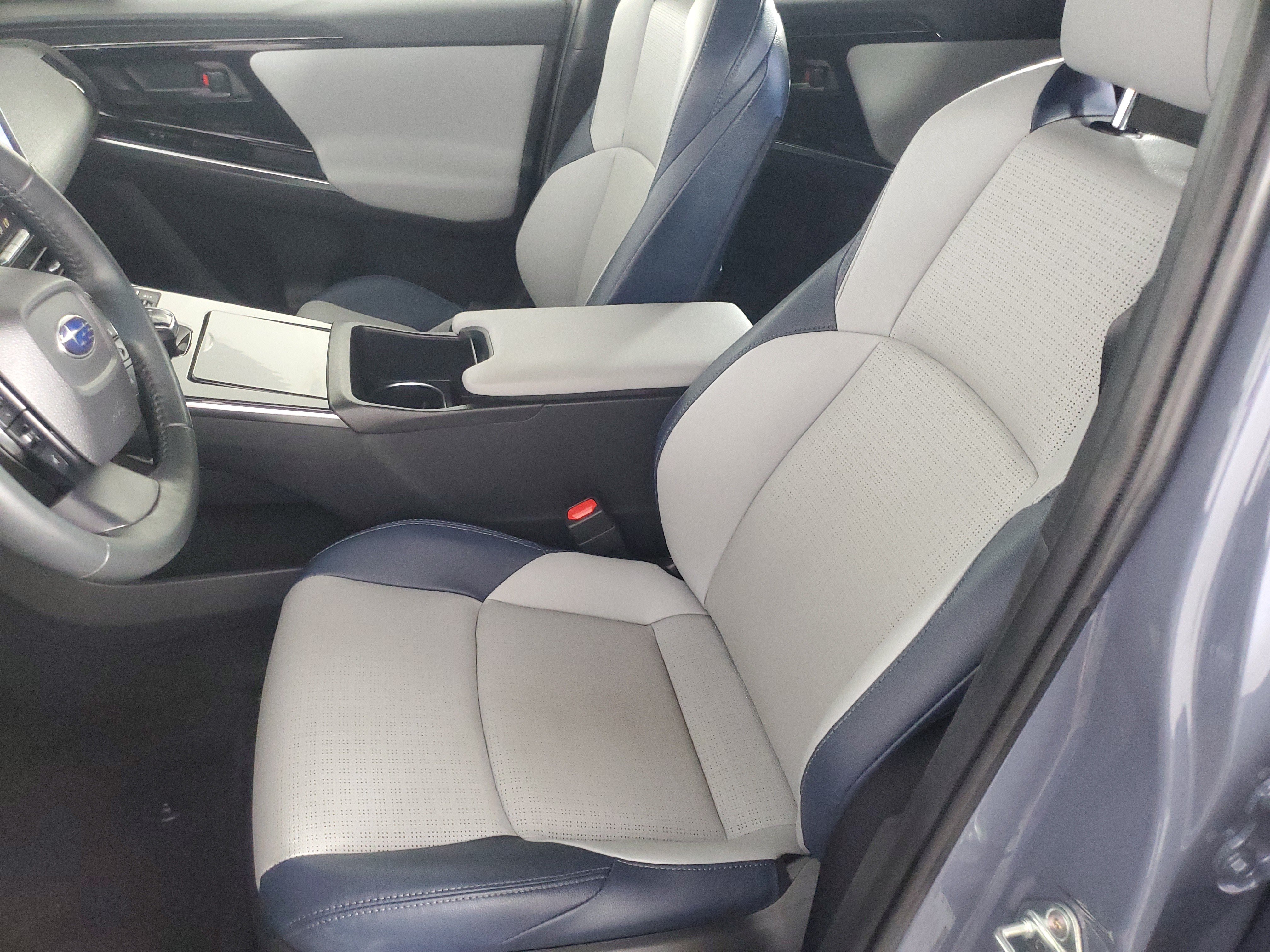 Used 2023 Subaru Solterra AWD image 13