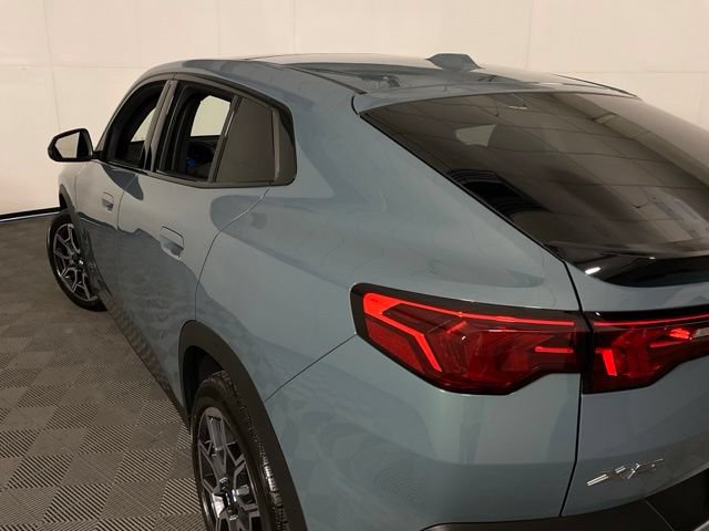 Certified 2025 BMW X2 xDrive28i AWD/4WD image 30