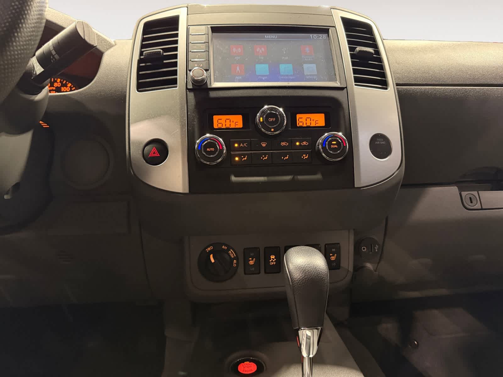 Used 2021 Nissan Frontier SV w/ Midnight Edition Floor Mats AWD/4WD image 12