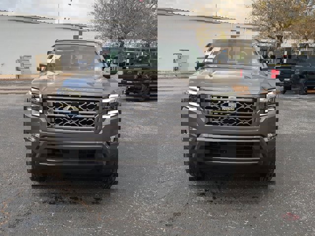 Certified 2024 Nissan Frontier SL w/ Technology Package image 9