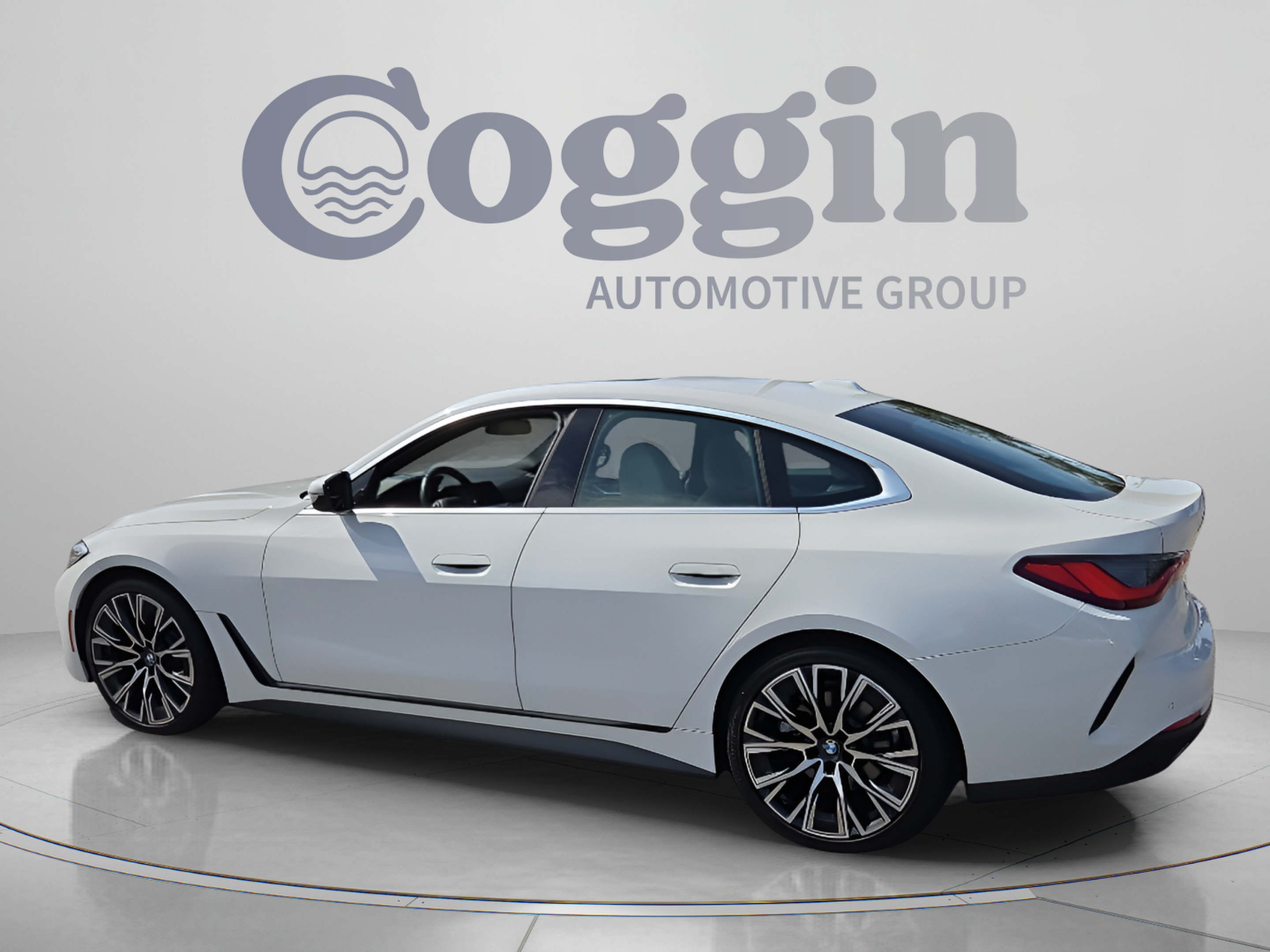 Used 2023 BMW 430i Gran Coupe w/ Premium Package RWD image 3