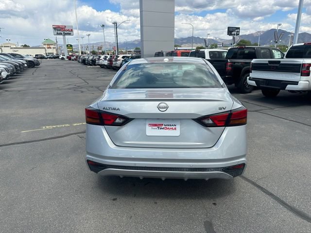 Used 2024 Nissan Altima 2.5 SV FWD image 10