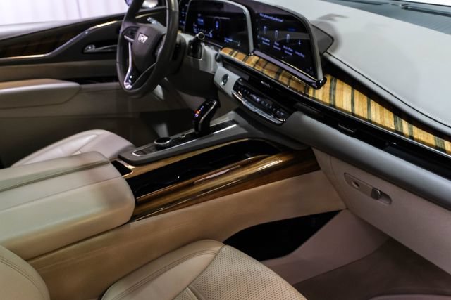 Used 2021 Cadillac Escalade ESV Sport Platinum RWD image 27