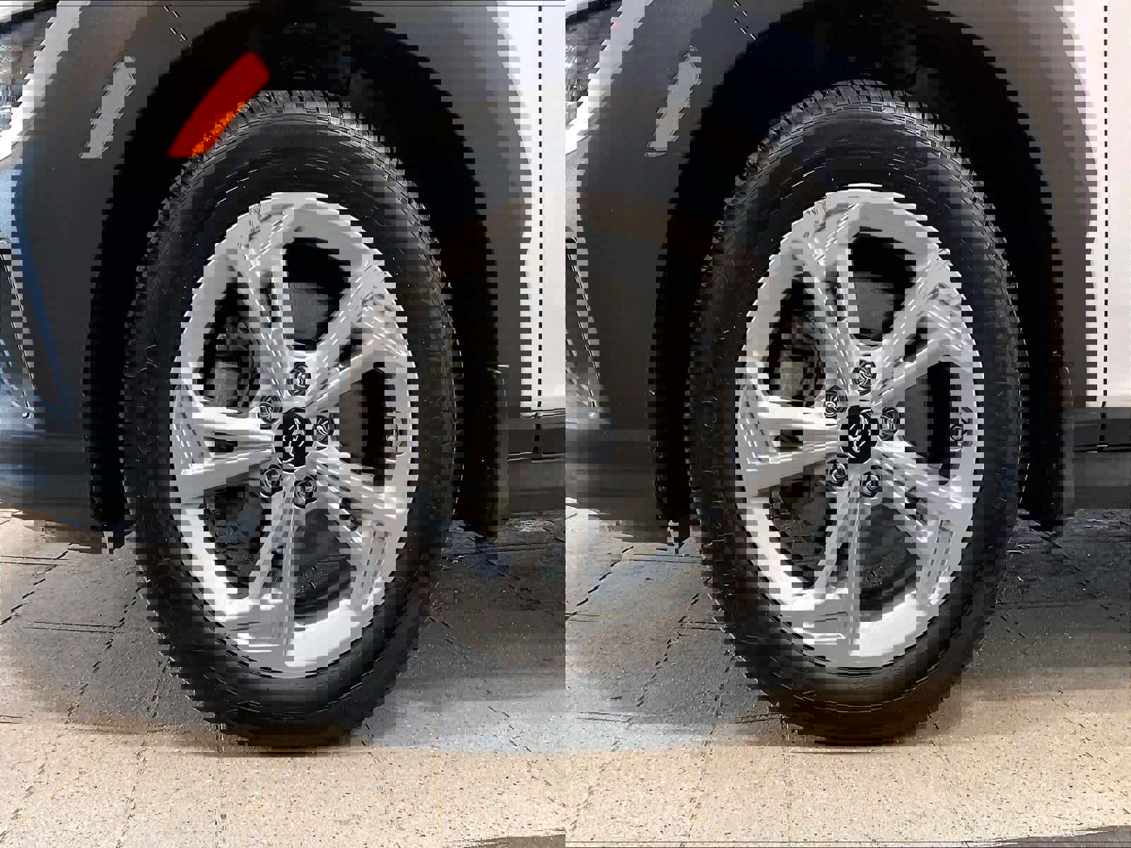 Certified 2023 Hyundai Kona SEL w/ Convenience Package AWD/4WD image 7