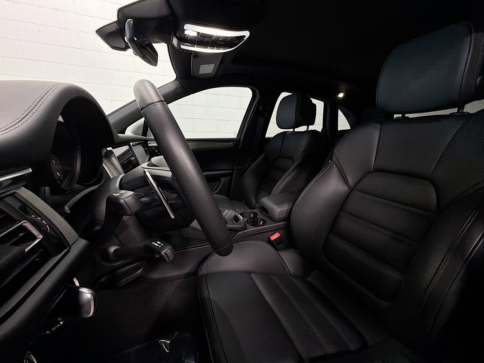 Used 2025 Porsche Macan S image 5