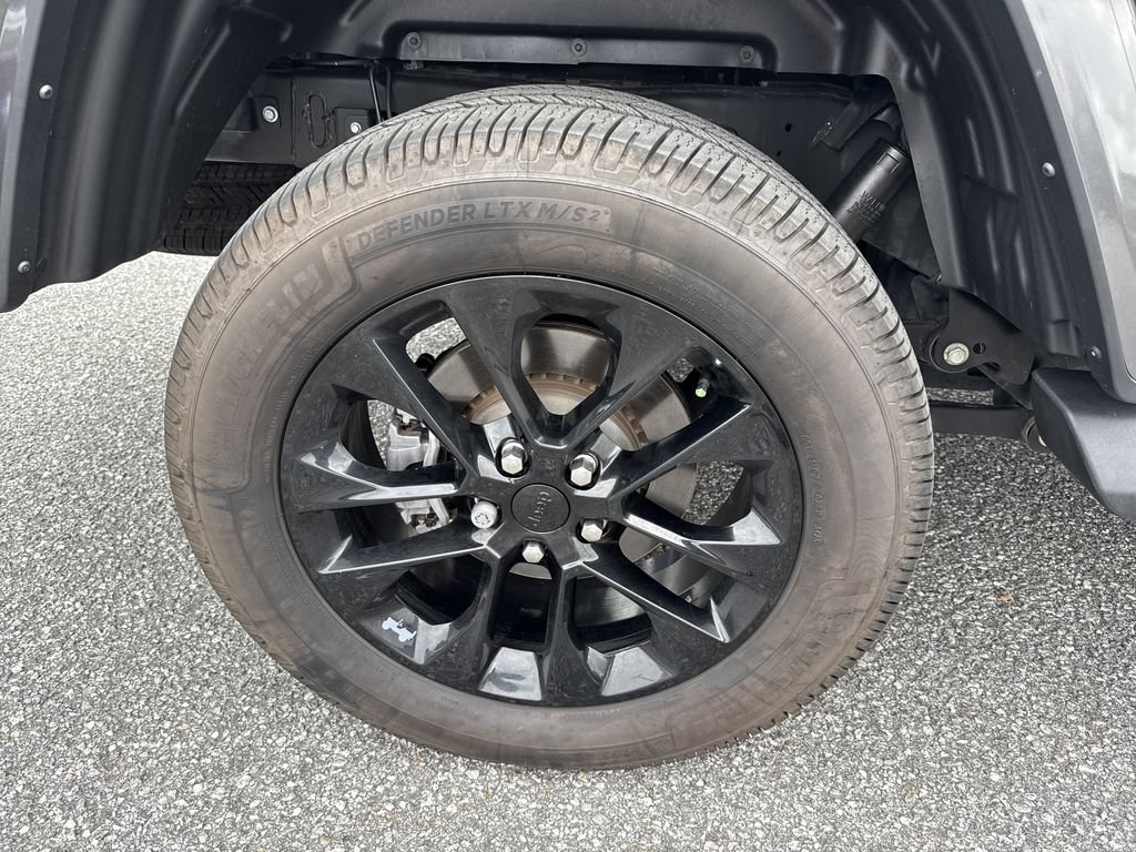 Used 2021 Jeep Gladiator Overland AWD/4WD image 17
