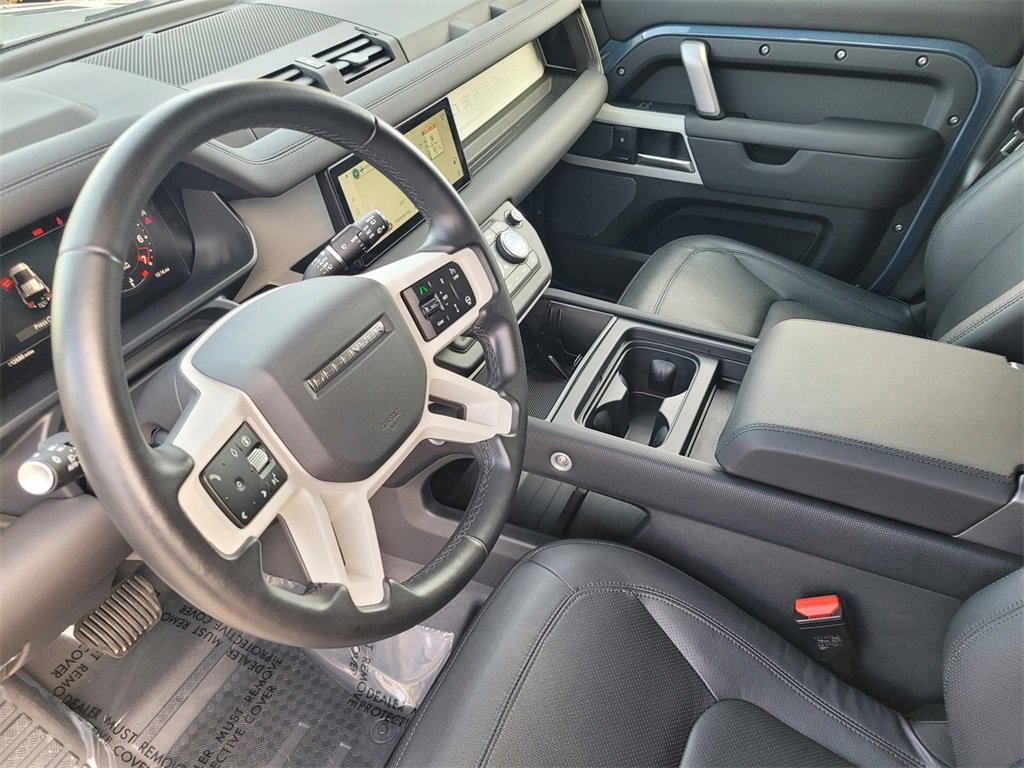 Used 2024 Land Rover Defender 110 S image 21