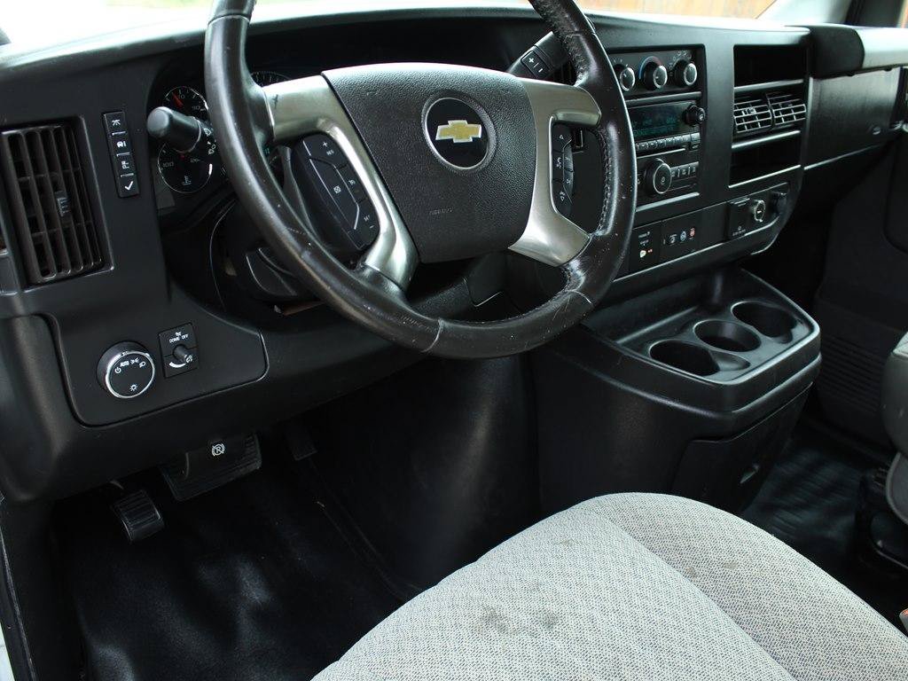 Used 2019 Chevrolet Express 3500 w/ Power Convenience Package RWD image 14