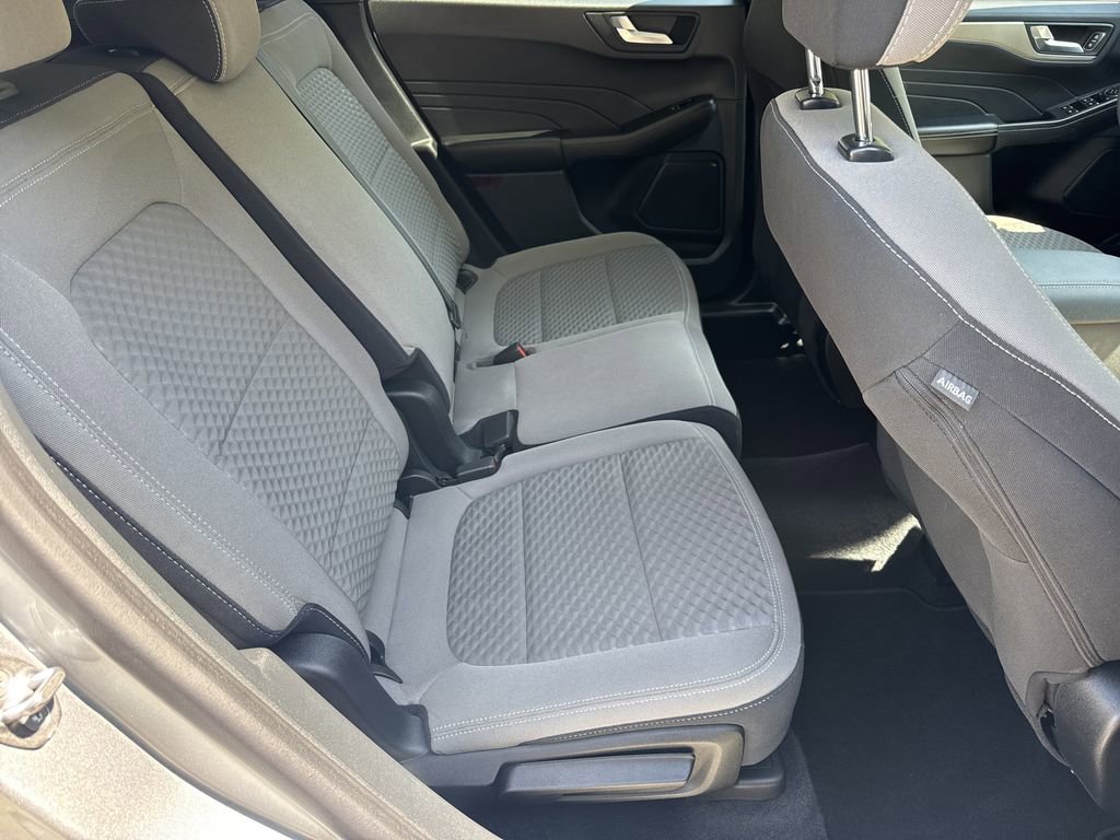 Used 2021 Ford Escape SE FWD image 15