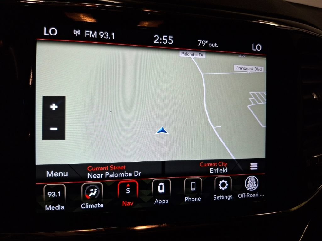 Used 2020 Jeep Grand Cherokee Limited AWD/4WD image 25