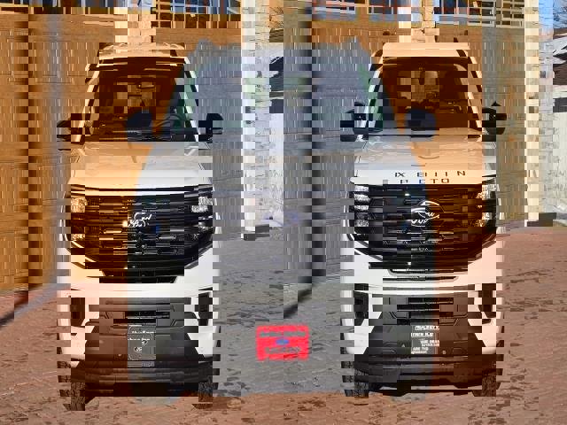 New 2026 Ford Expedition Active image 8