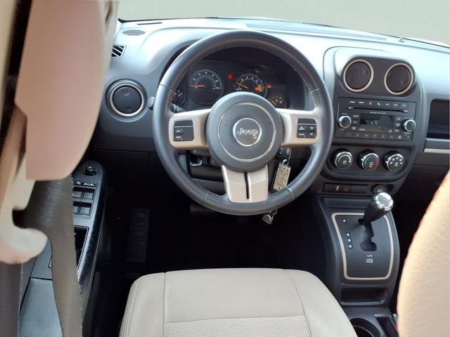 Used 2016 Jeep Patriot 75th Anniversary w/ Power Value Group FWD image 4