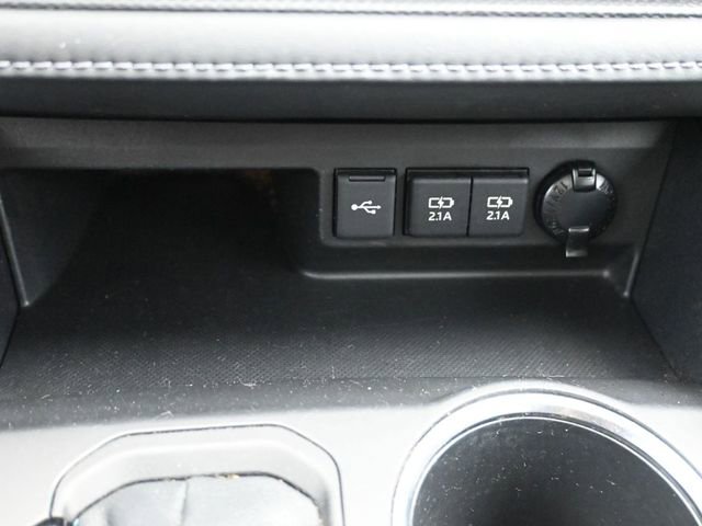 Used 2021 Toyota Highlander XLE image 33