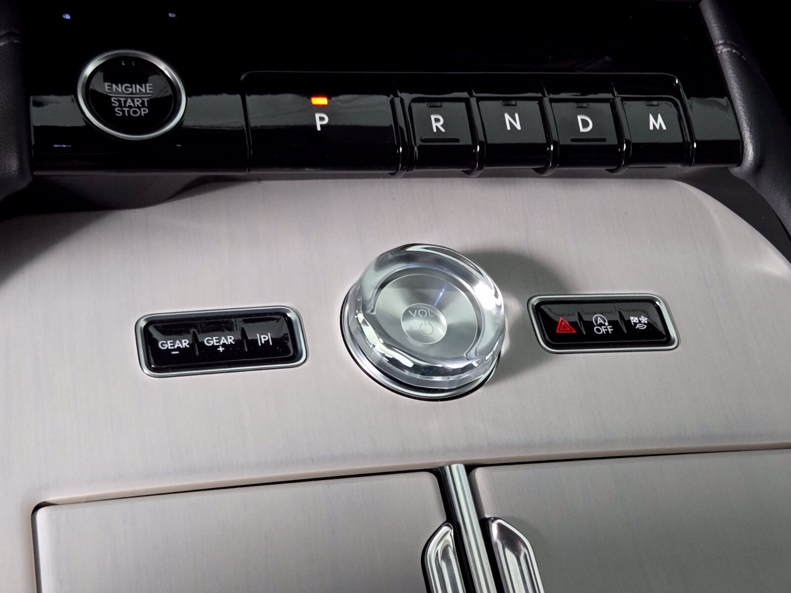 New 2026 Lincoln Navigator Premiere AWD/4WD image 27