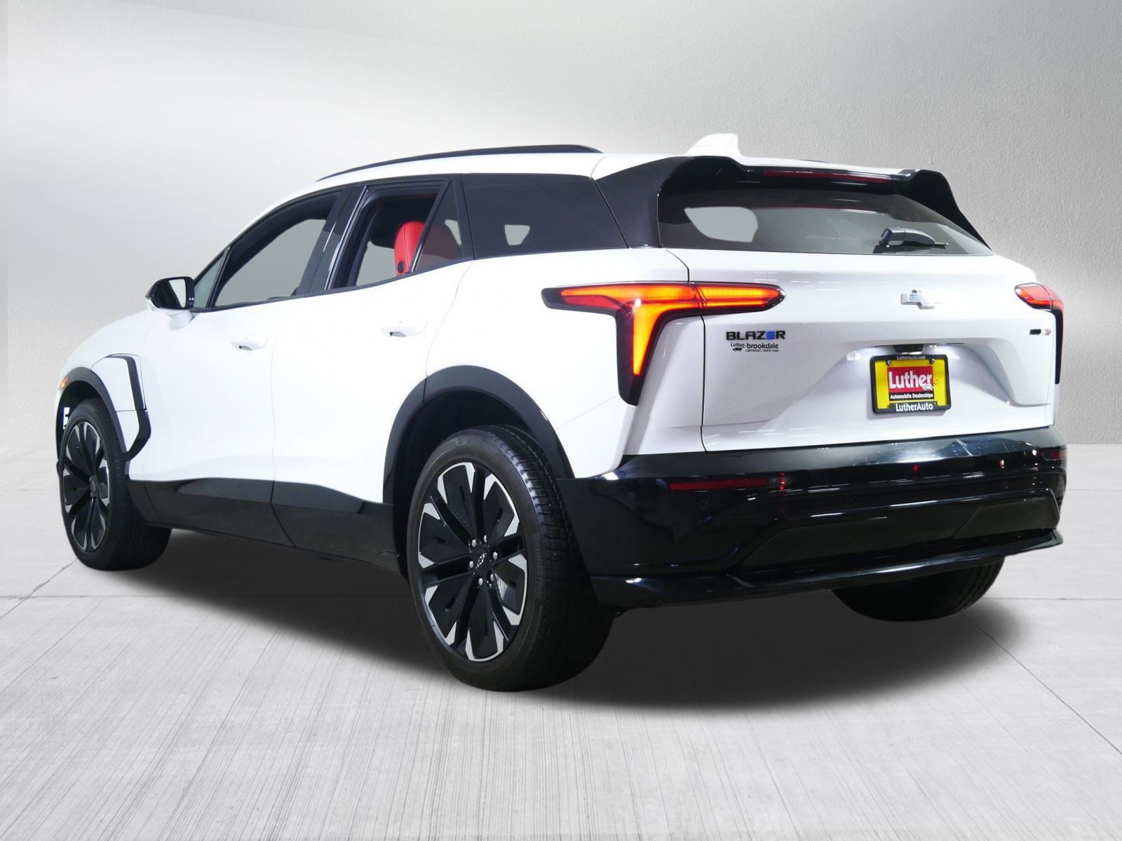 Certified 2024 Chevrolet Blazer EV RS image 5