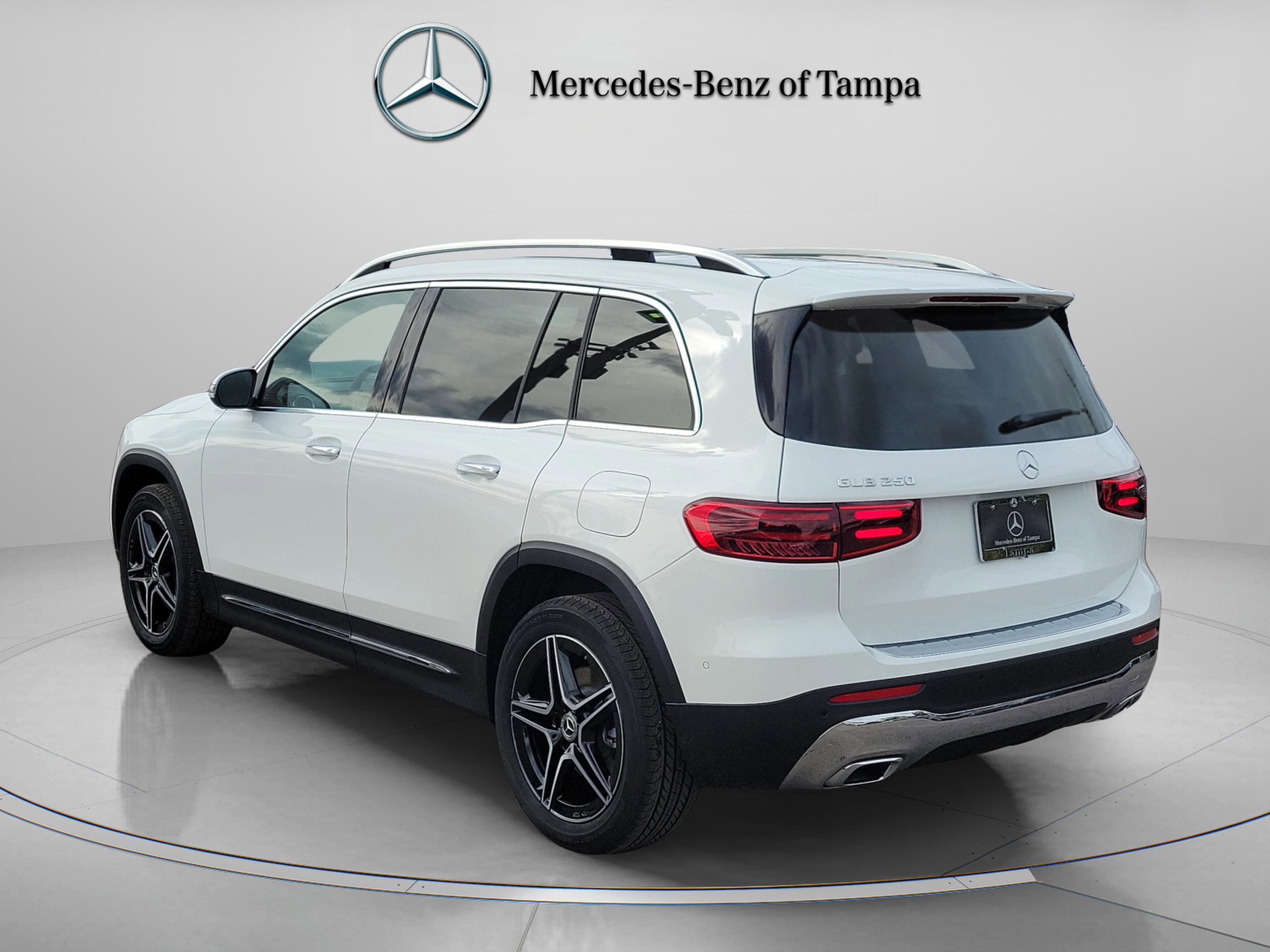 Certified 2026 Mercedes-Benz GLB 250 GLB 250 image 3