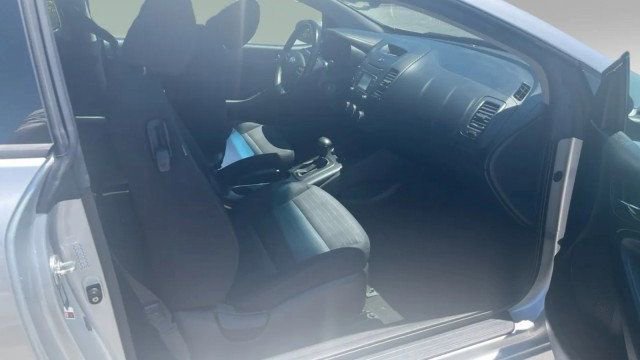 Used 2016 Kia Forte Koup EX FWD image 12