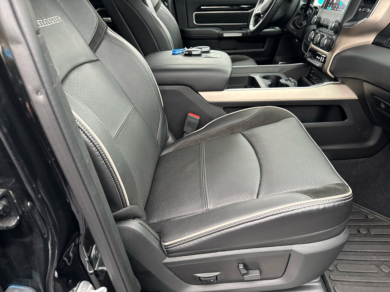 Used 2019 RAM 2500 Laramie image 7