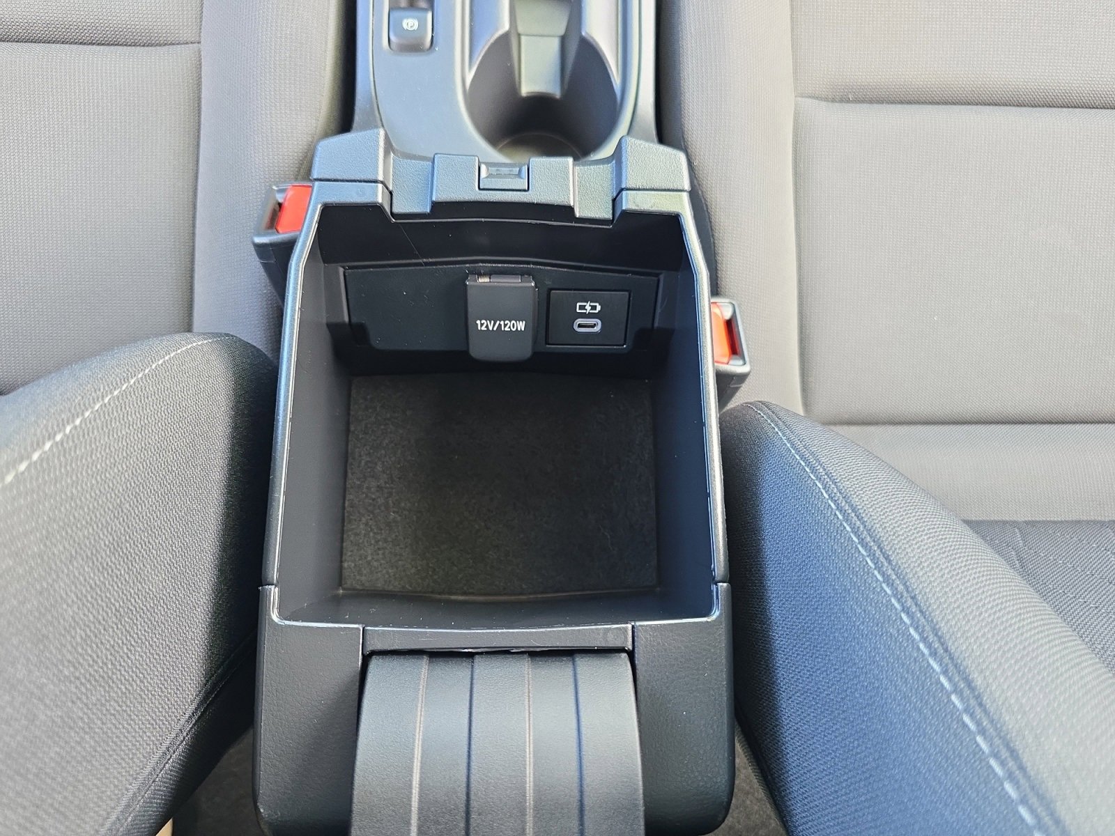 Used 2023 Toyota Corolla LE image 18