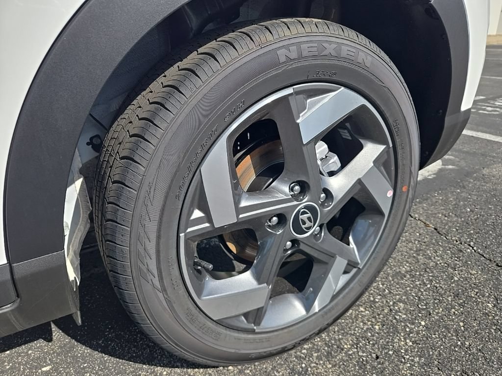 New 2026 Hyundai Venue SEL FWD image 14