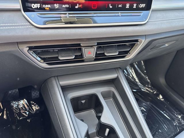 New 2026 Volkswagen Tiguan SE image 19