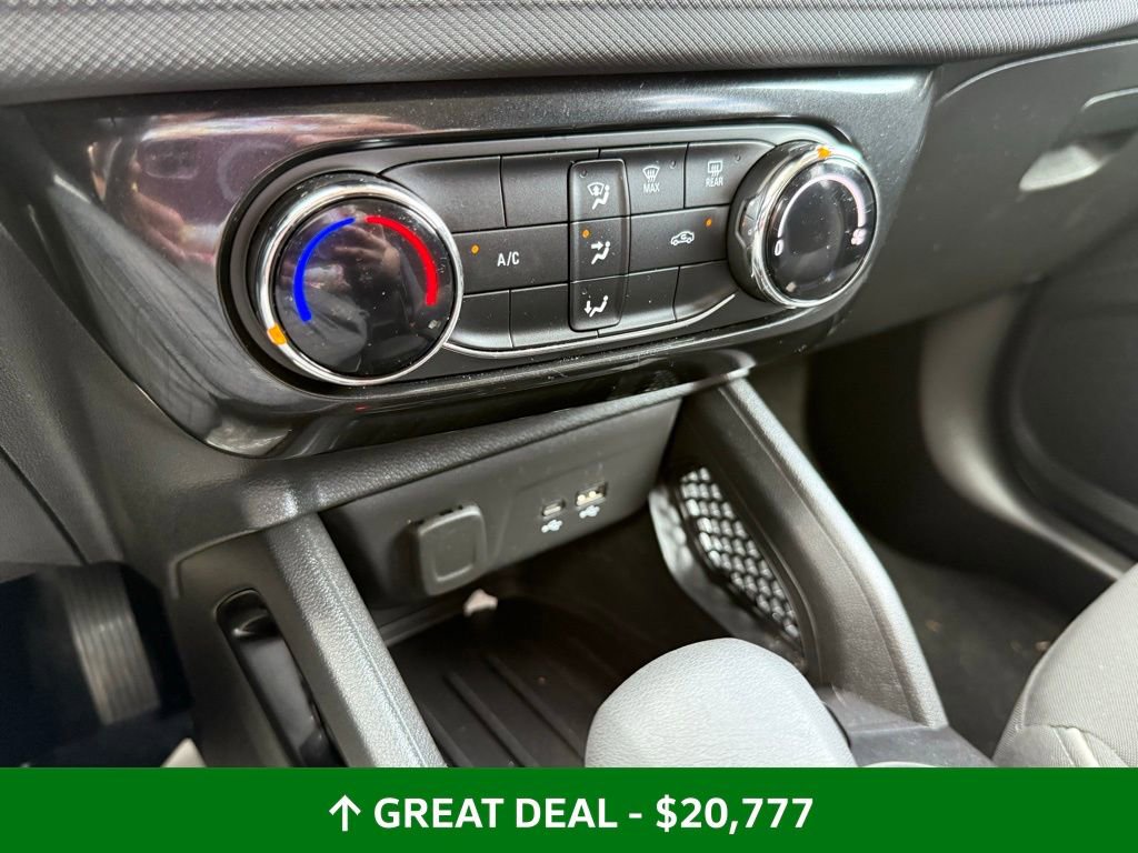 Used 2024 Chevrolet TrailBlazer LT w/ Driver Confidence Package image 50