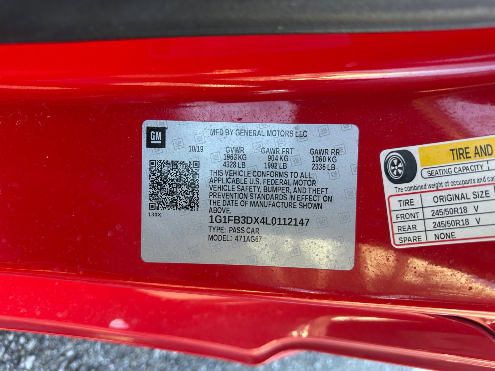 Used 2020 Chevrolet Camaro LT image 32