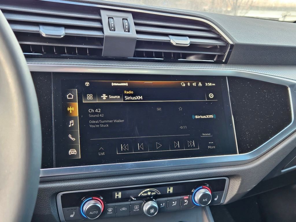 New 2025 Audi Q3 2.0T Premium image 10