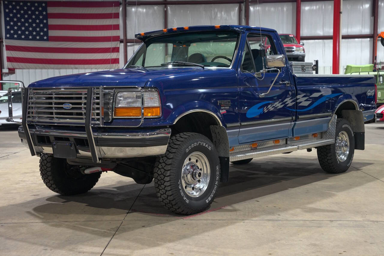 Used 1996 Ford F250 4x4 Regular Cab image 1
