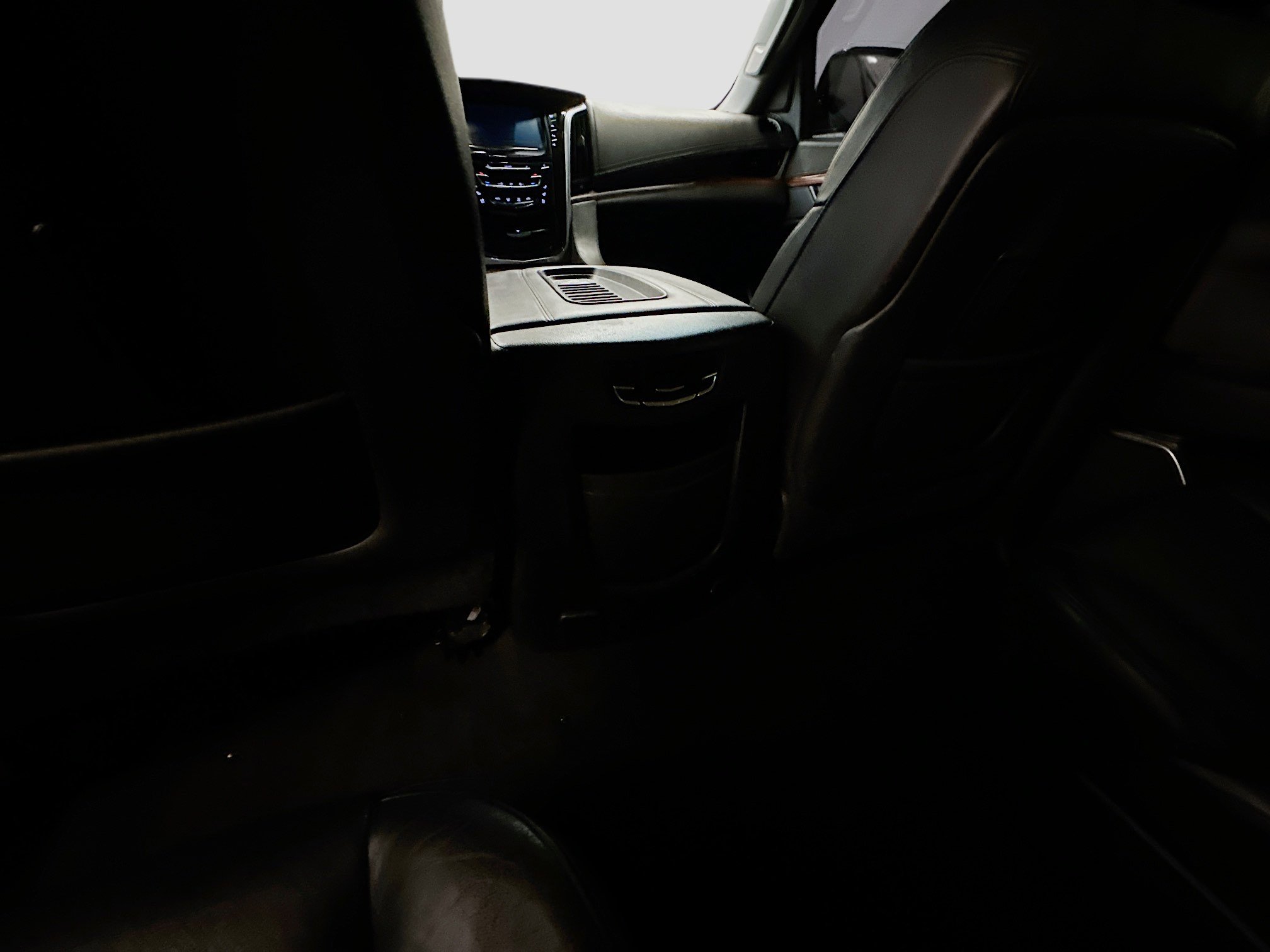 Used 2018 Cadillac Escalade Luxury image 29