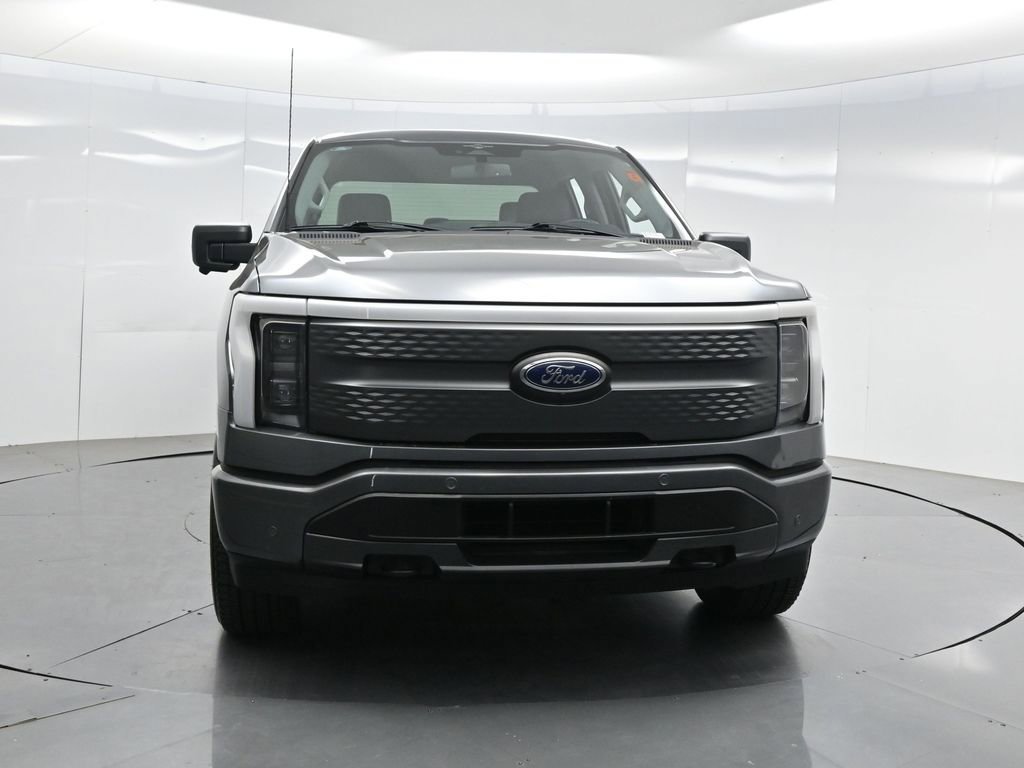 Used 2023 Ford F150 Lightning XLT AWD/4WD image 28