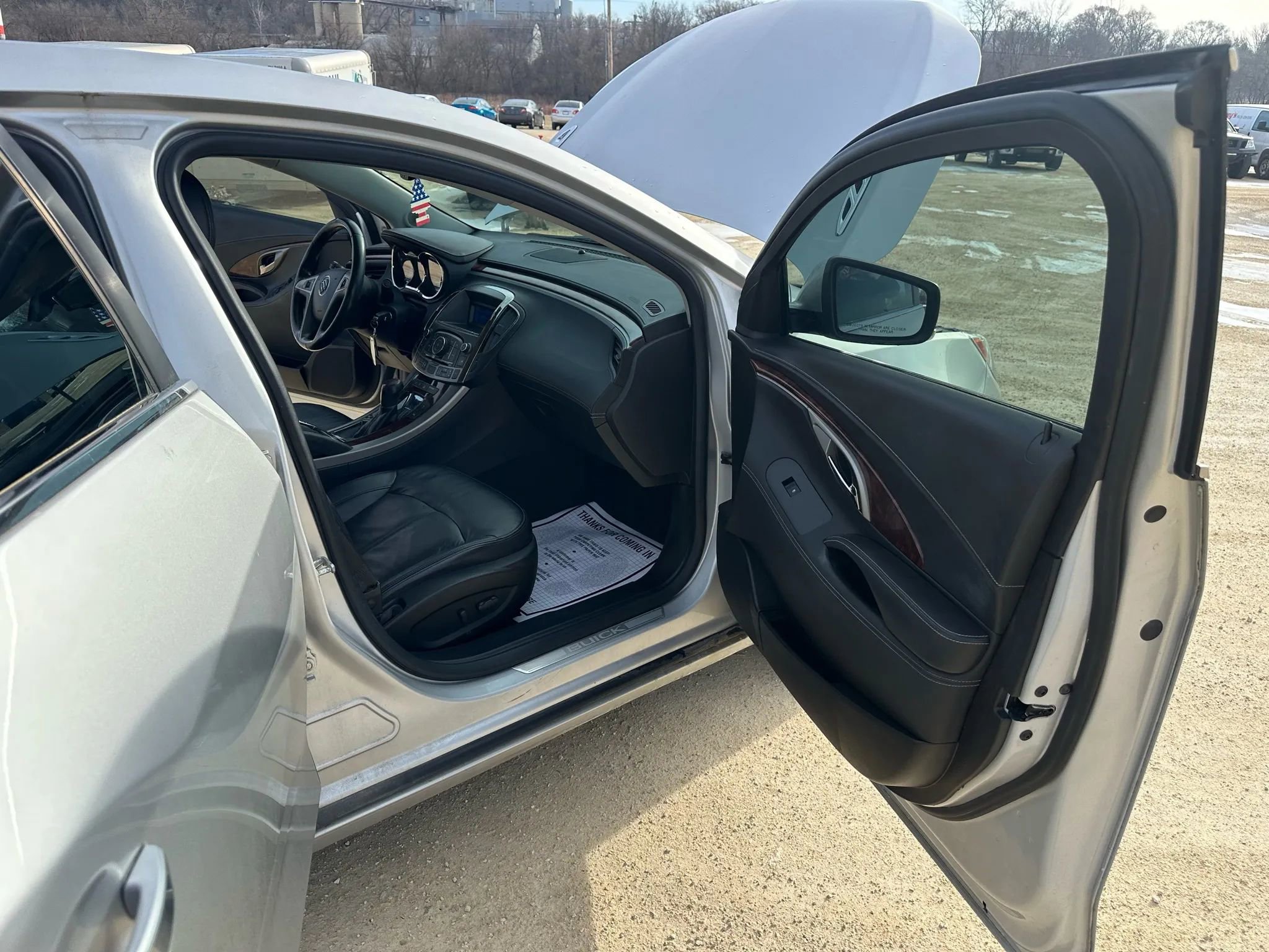 Used 2011 Buick LaCrosse CXL image 11