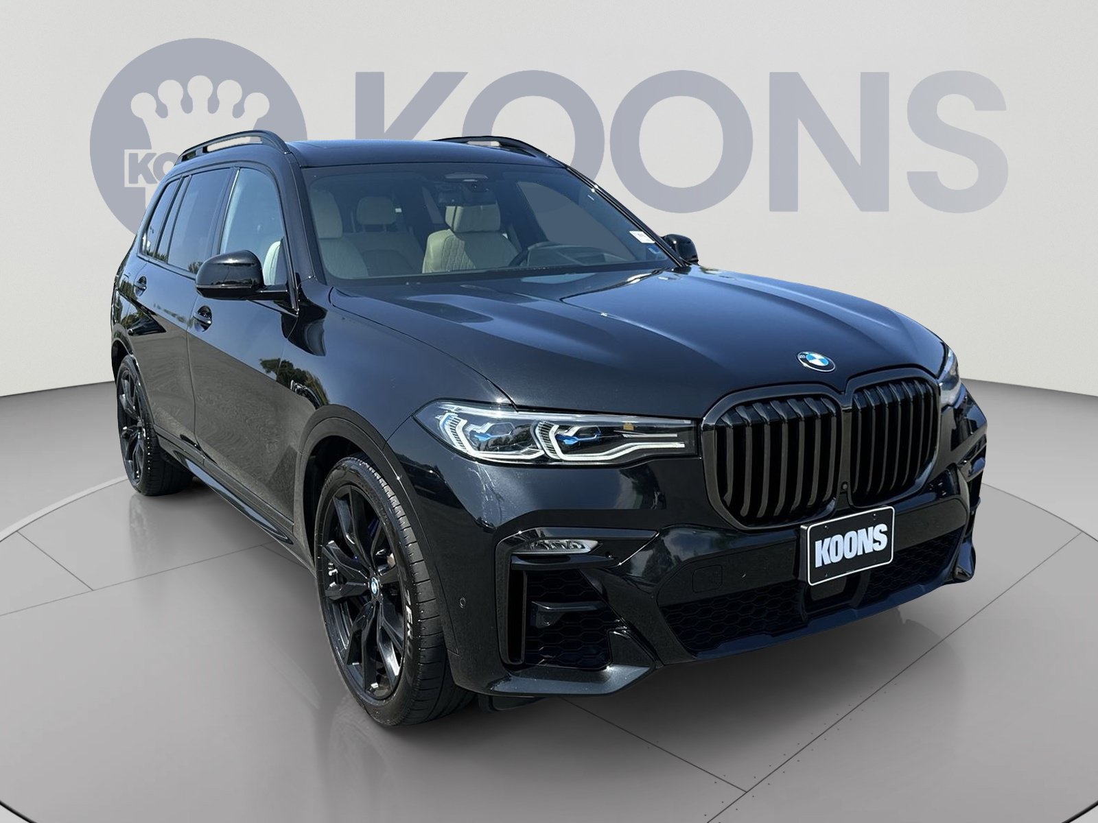 Used 2020 BMW X7 M50i w/ Dynamic Handling Package AWD/4WD image 2