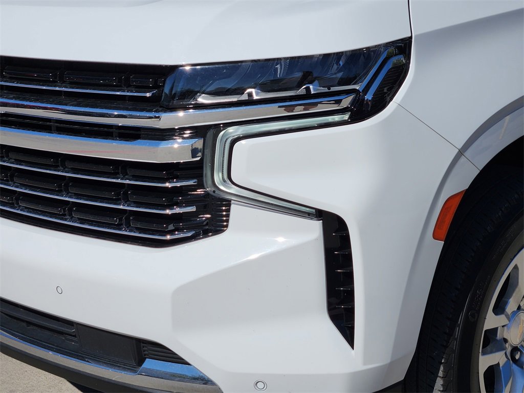 Used 2024 Chevrolet Suburban LT image 9