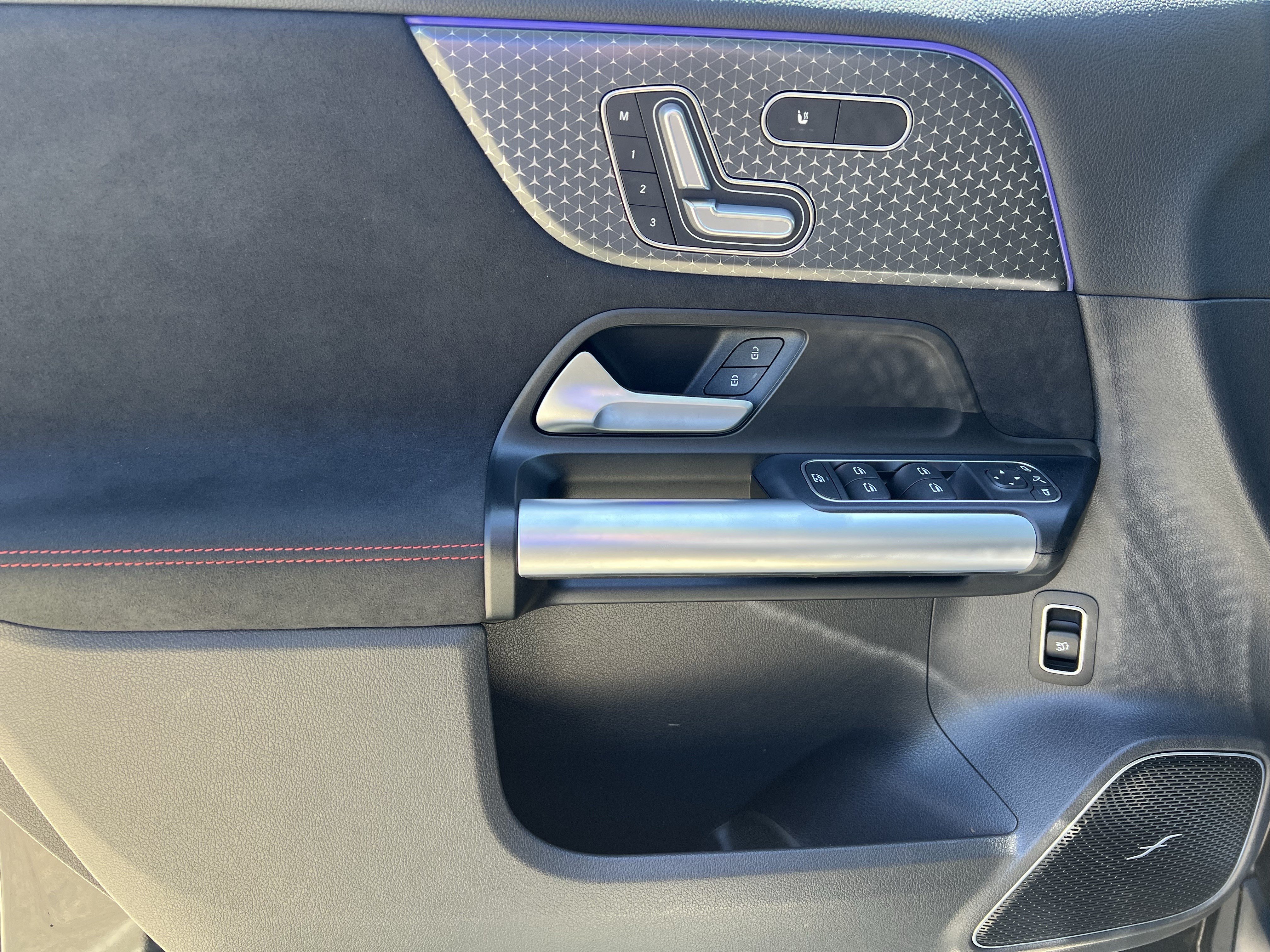 Certified 2025 Mercedes-Benz GLA 250 image 14