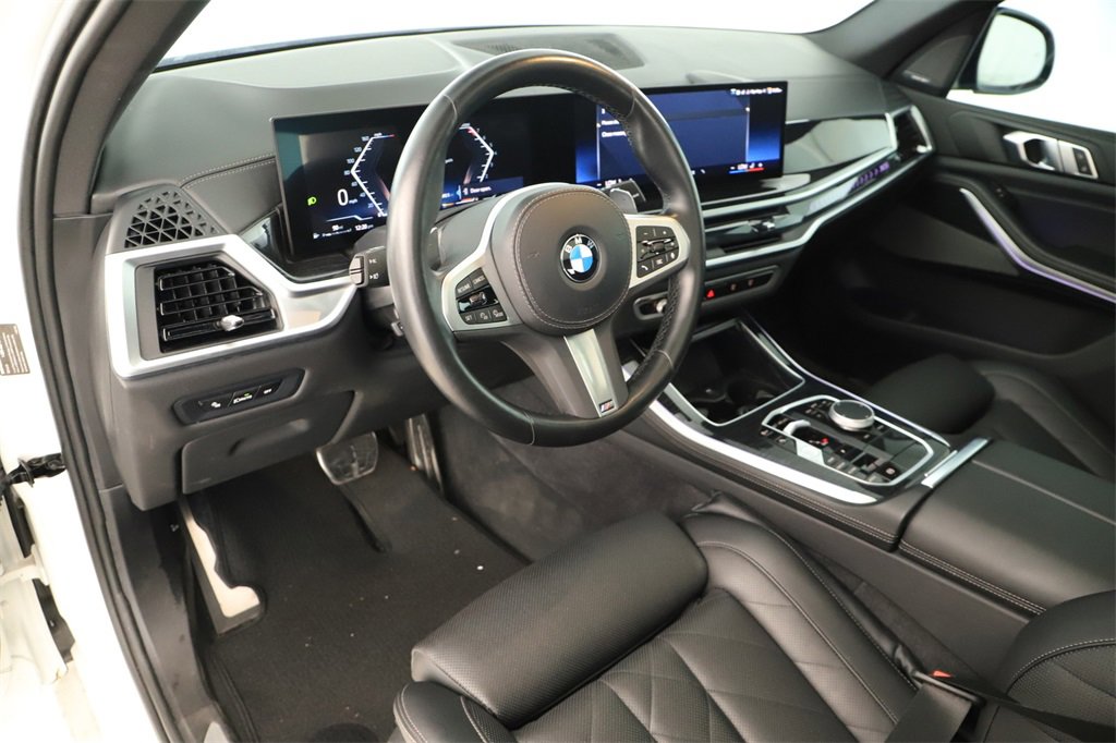 Used 2024 BMW X5 sDrive40i w/ M Sport Package image 15