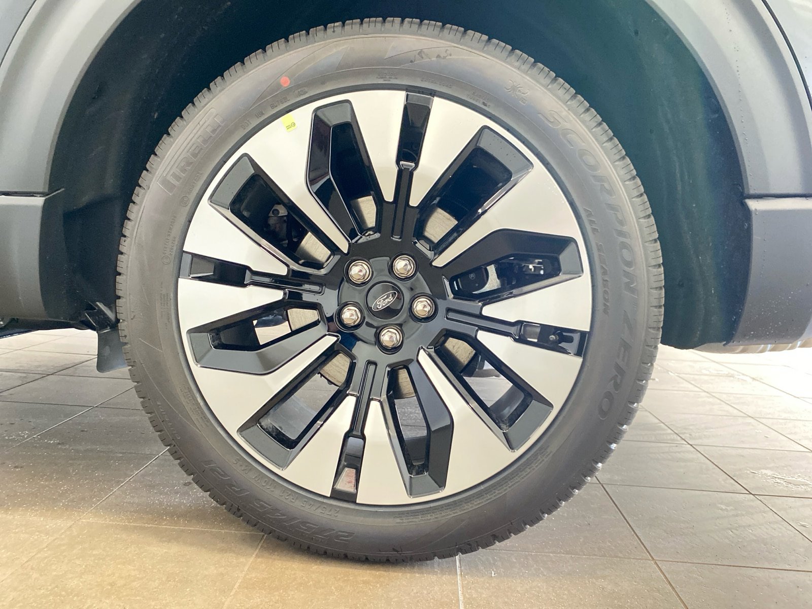 New 2026 Ford Explorer Platinum AWD/4WD image 32